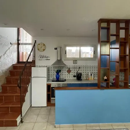 Belvedere Lacinio Feriehus